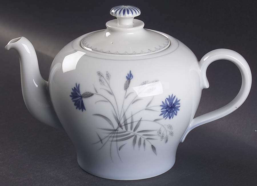 Cornflower Blue Edge Teapot & Lid by Bing & Grondahl-1