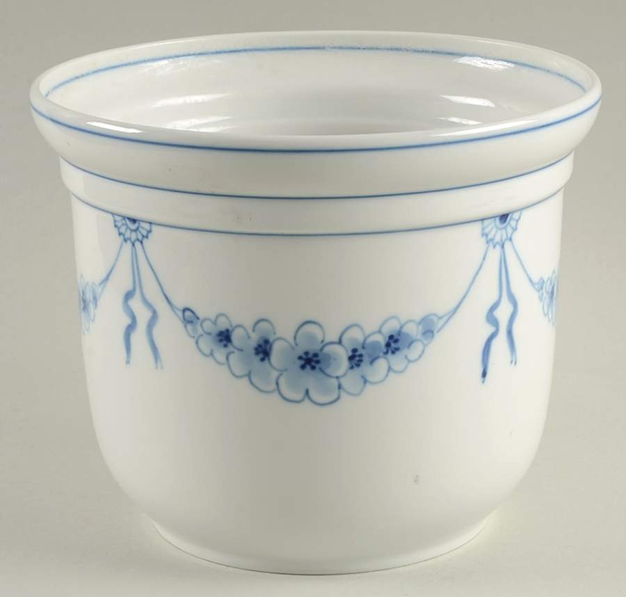 Empire Blue and White Large Cachepot by Bing & Grondahl-1
