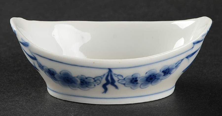 Empire Blue and White Individual Salt Dip by Bing & Grondahl-1