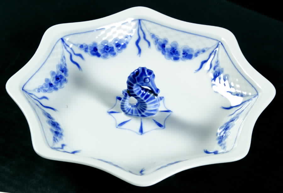 Empire Blue and White Open Candy Dish by Bing & Grondahl-1