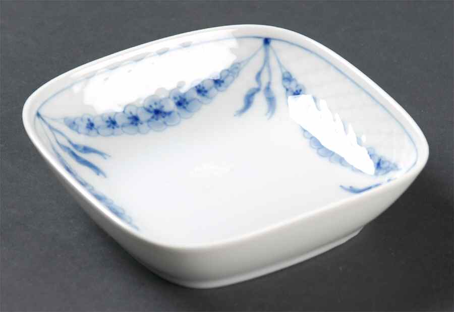 Empire Blue and White 4" Square Ashtray by Bing & Grondahl-1