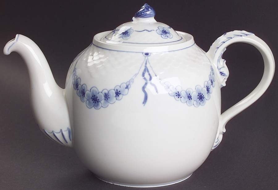 Empire Blue and White Teapot & Lid by Bing & Grondahl-1