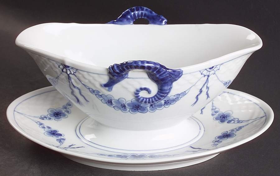 Empire Blue and White Gravy Boat with Attached Underplate by Bing & Grondahl-1