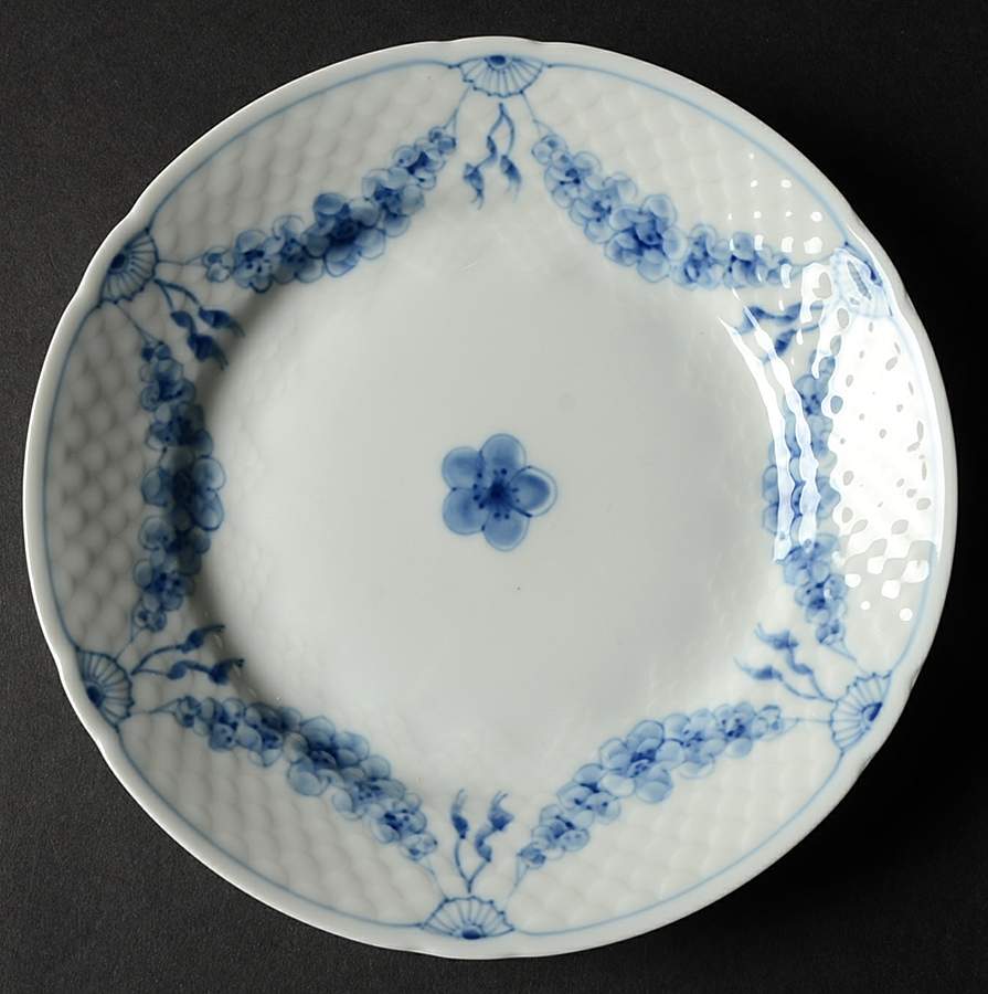 Empire Blue and White Salad/Dessert Plate by Bing & Grondahl-1