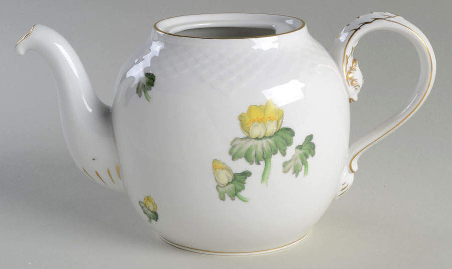 Erantis Teapot No Lid by Bing & Grondahl-1