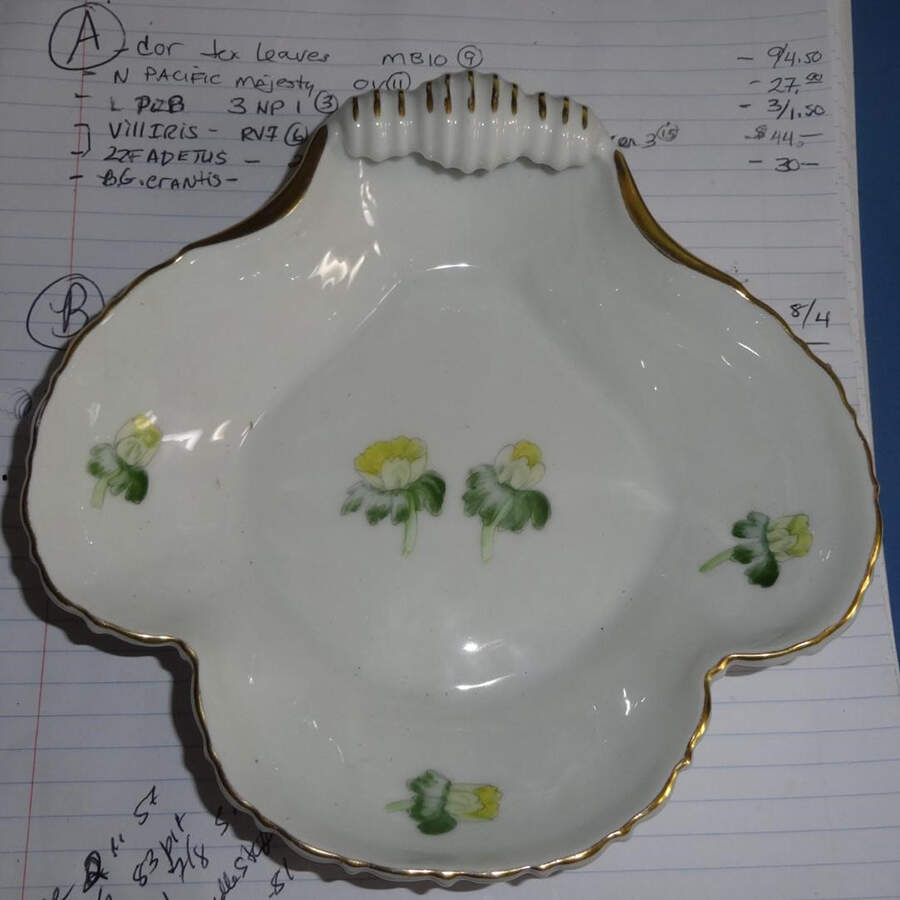 Erantis Large Shell Shaped Dish by Bing & Grondahl-1