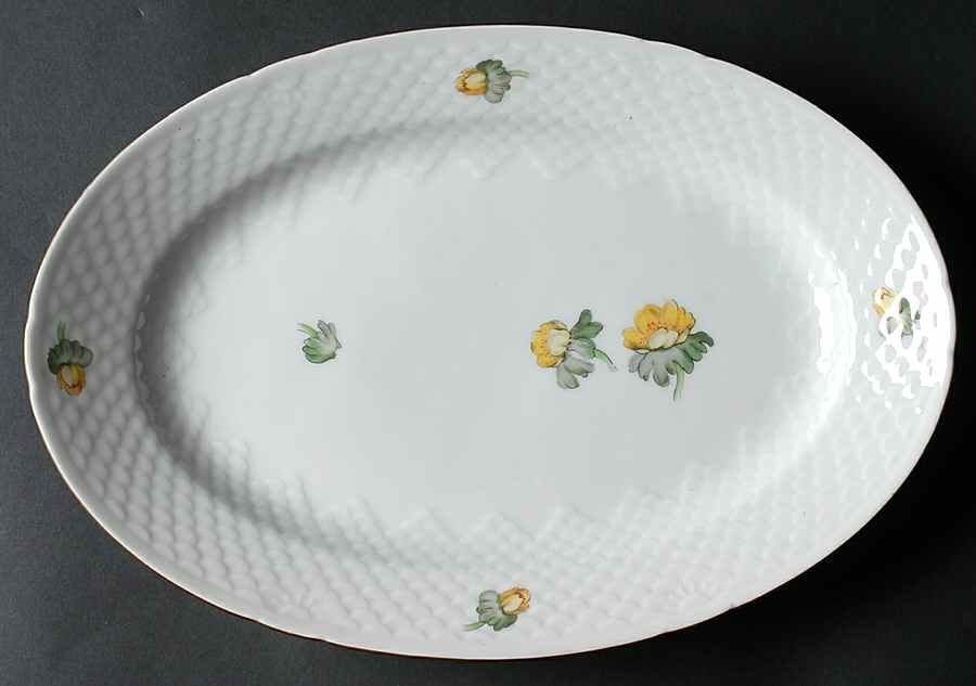 Erantis 13" Oval Serving Platter by Bing & Grondahl-1