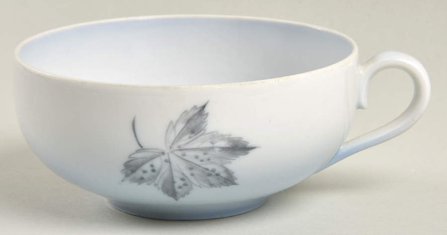 Falling Leaves Flat Cup by Bing & Grondahl-1