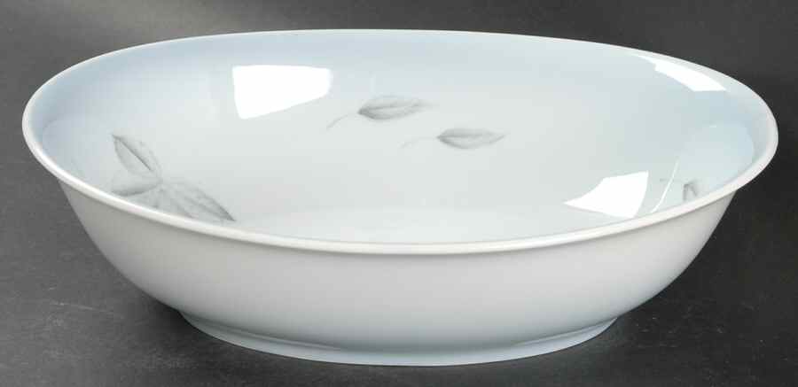 Falling Leaves 9" Oval Vegetable Bowl by Bing & Grondahl-1