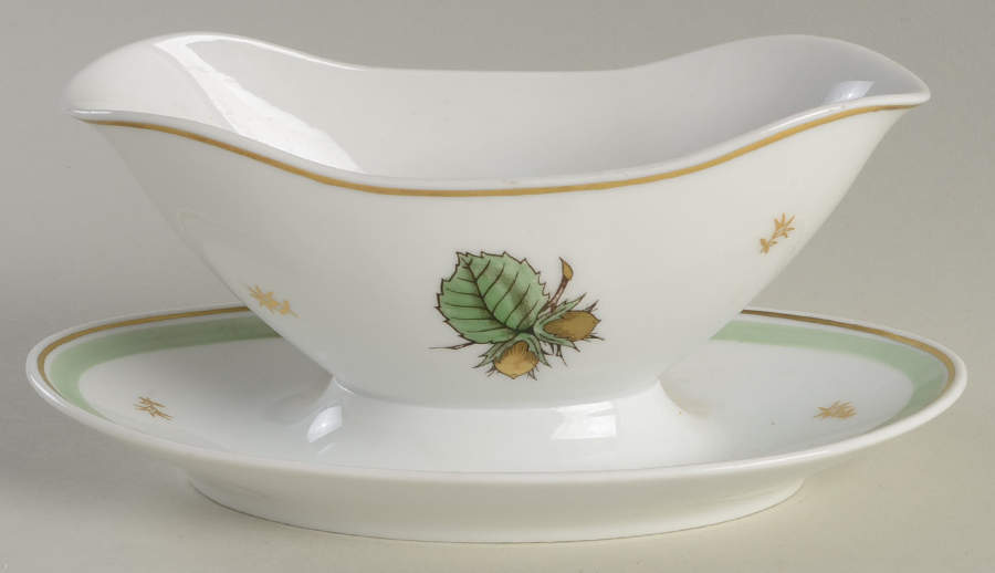 Hazelnut Gravy Boat with Attached Underplate by Bing & Grondahl-1