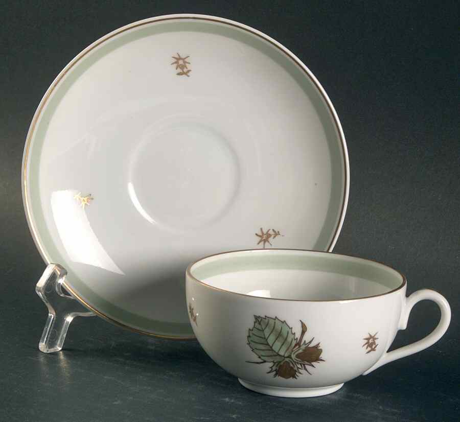 Hazelnut Flat Cup & Saucer Set by Bing & Grondahl-1