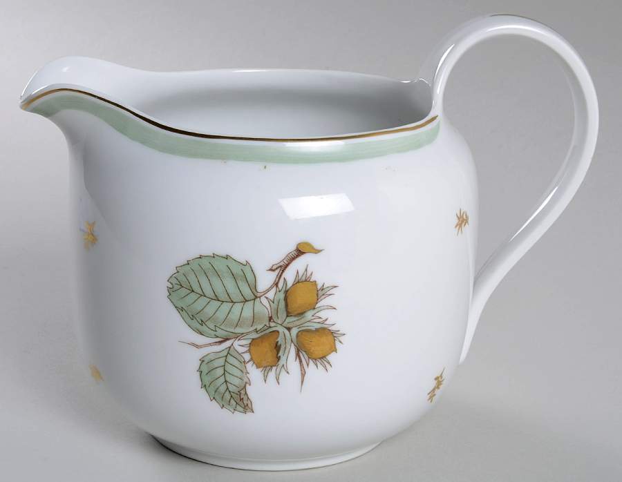 Hazelnut 40 Oz Pitcher by Bing & Grondahl-1