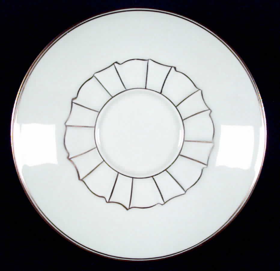 Offenback Saucer by Bing & Grondahl-1