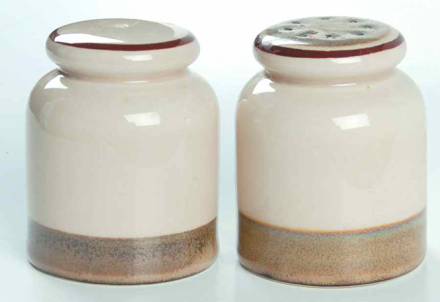 Peru Salt & Pepper Set by Bing & Grondahl-1