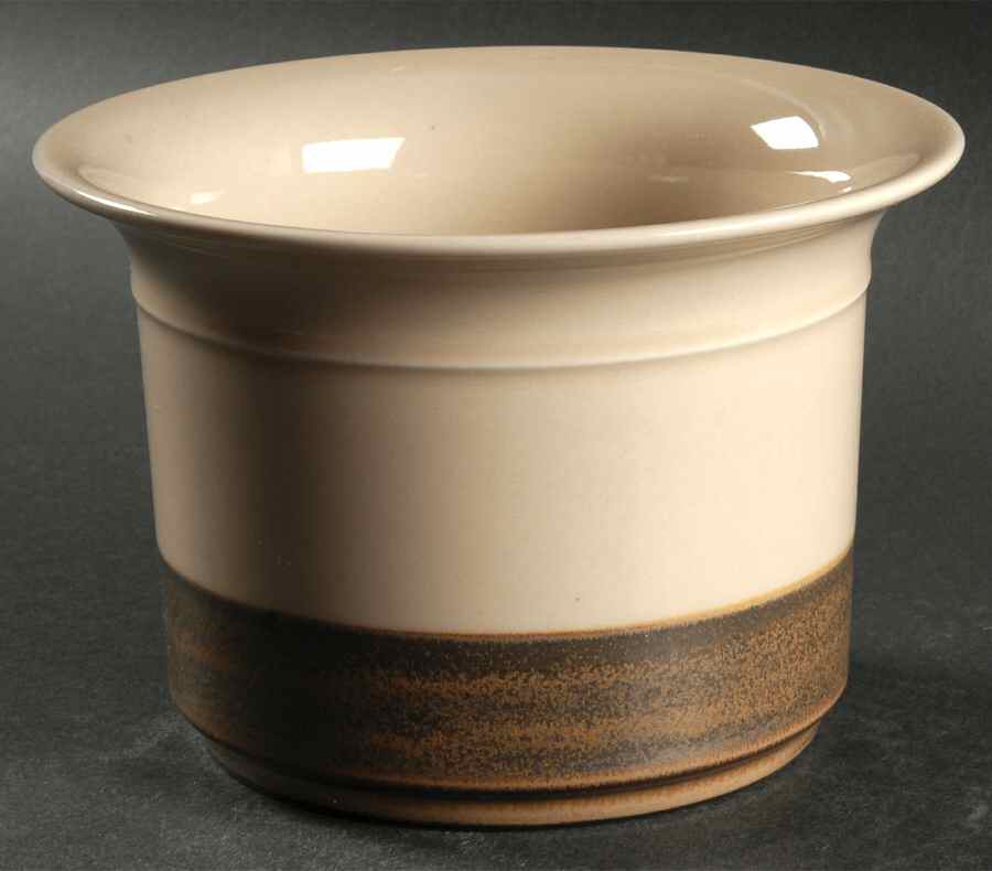 Peru Large Cachepot by Bing & Grondahl-1