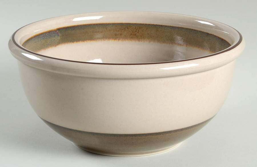 Peru 8" Round Vegetable Bowl by Bing & Grondahl-1