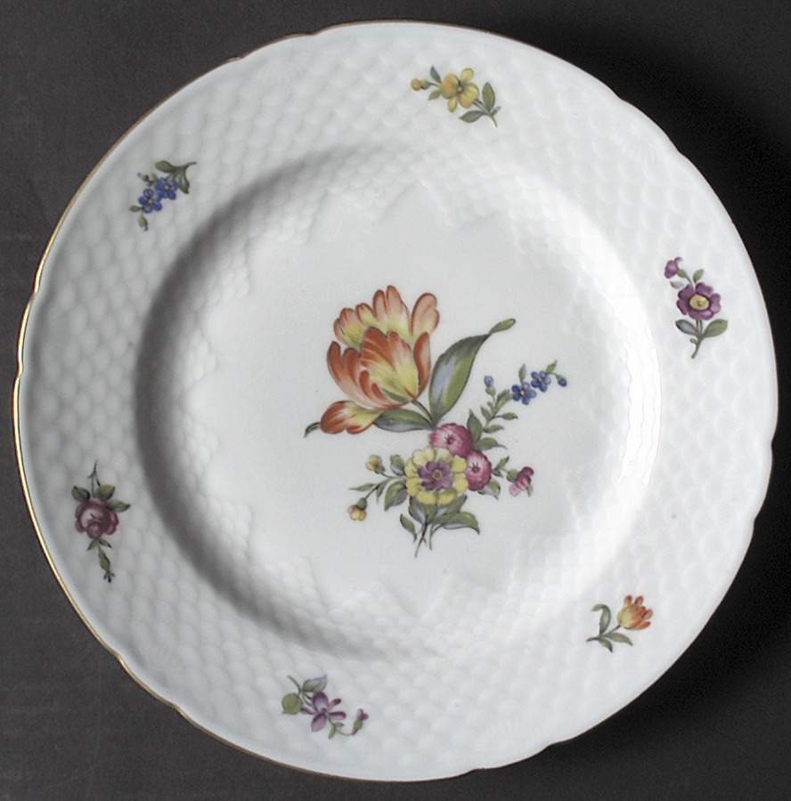 Saxon Flower (White Background) Dinner Plate by Bing & Grondahl-1