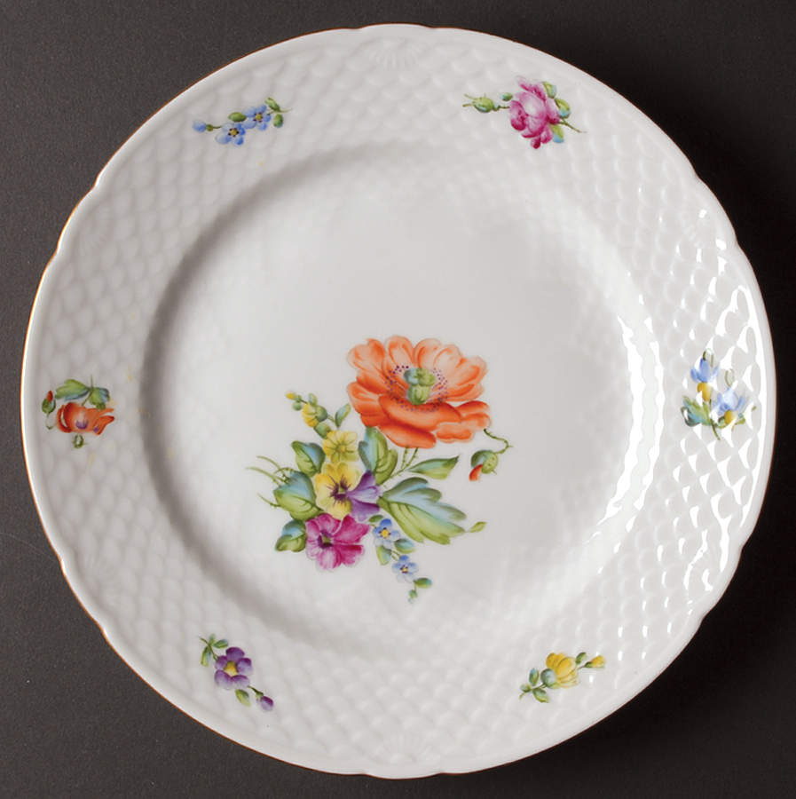 Saxon Flower (White Background) Dinner Plate by Bing & Grondahl-1
