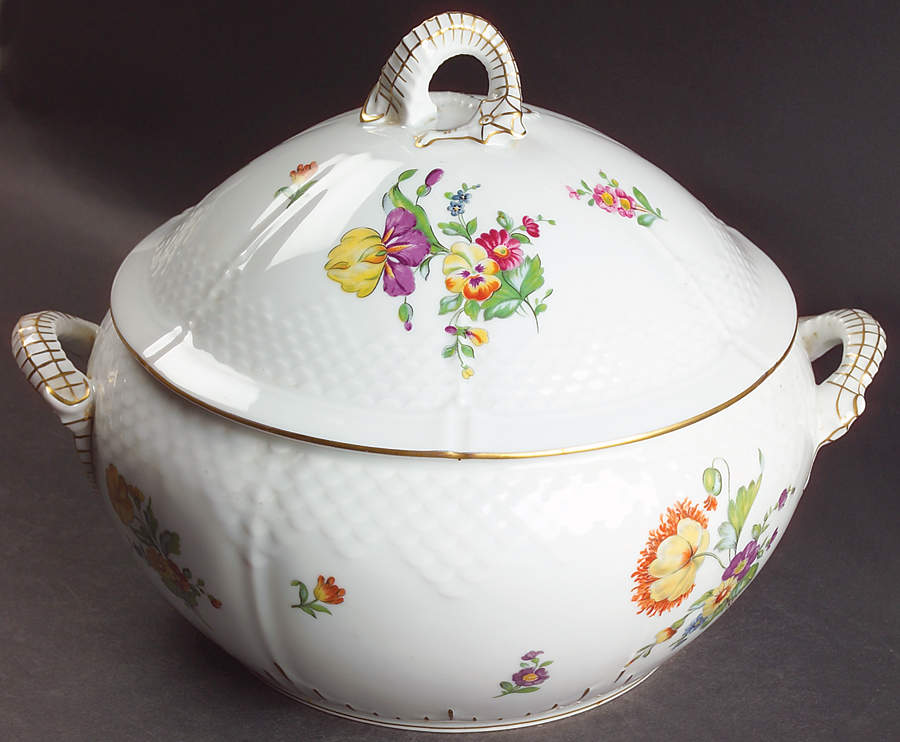 Saxon Flower (White Background) Tureen &  Lid by Bing & Grondahl-1