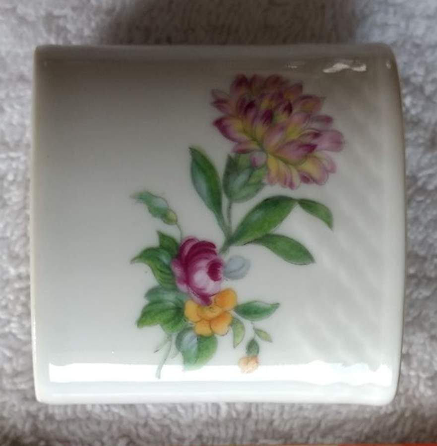 Saxon Flower (White Background) Cigarette Holder by Bing & Grondahl-1