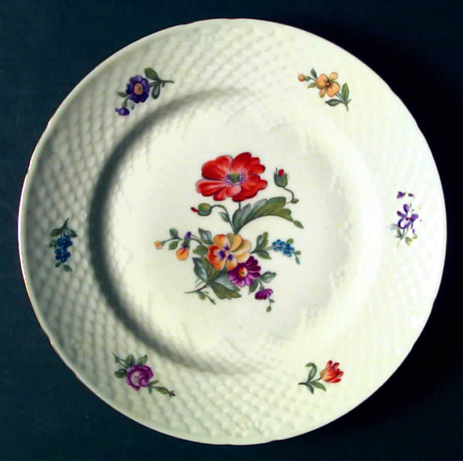 Saxon Flower (Cream Background) Luncheon Plate by Bing & Grondahl-1