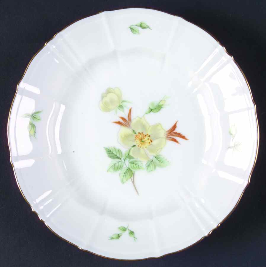 Scotch Rose II Bread & Butter Plate by Bing & Grondahl-1
