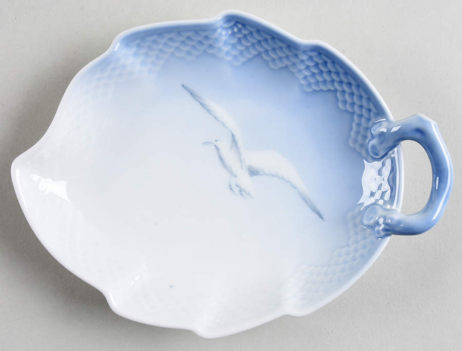 Seagull 7" Leaf Dish-No Gold by Bing & Grondahl-1
