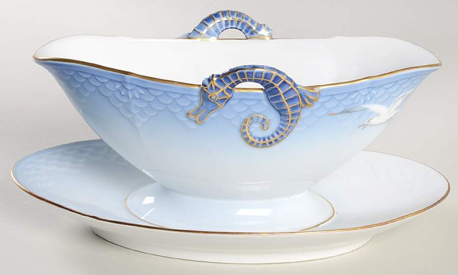 Seagull Gravy Boat with Attached Underplate by Bing & Grondahl-1