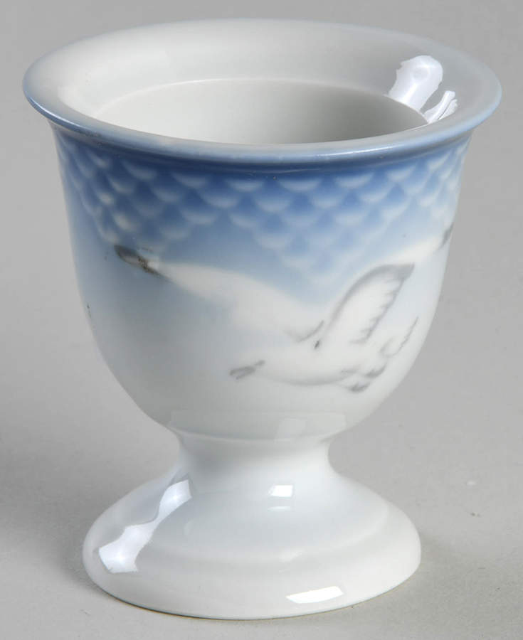Seagull Single Egg Cup No Gold Trim by Bing & Grondahl-1