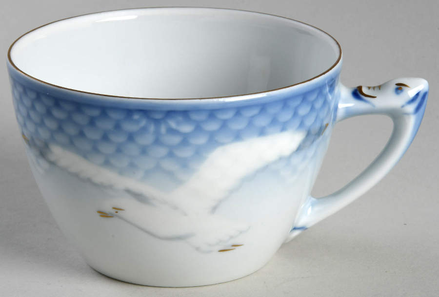 Seagull Oversized Cup by Bing & Grondahl-1