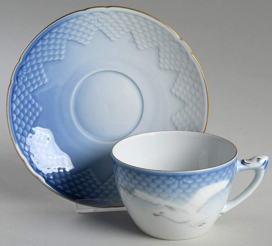 Seagull Oversized Cup & Saucer Set by Bing & Grondahl-1
