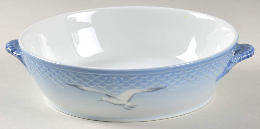 Seagull Round Vegetable No Lid by Bing & Grondahl-1