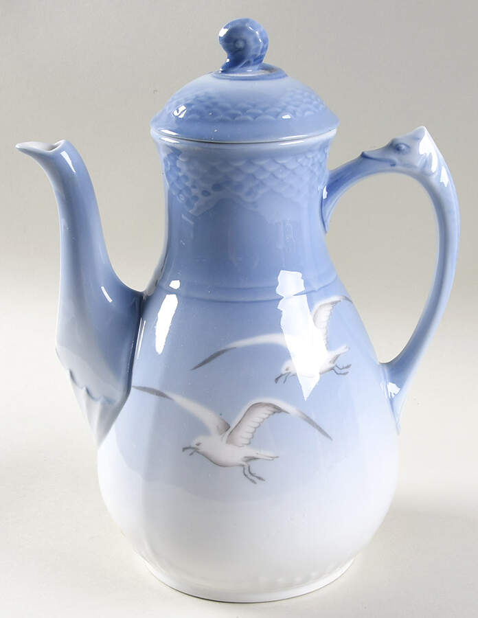Seagull Coffee Pot & Lid  No Gold by Bing & Grondahl-1