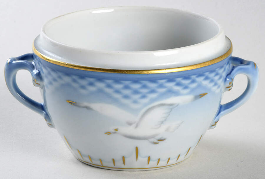 Seagull Sugar Bowl No Lid by Bing & Grondahl-1