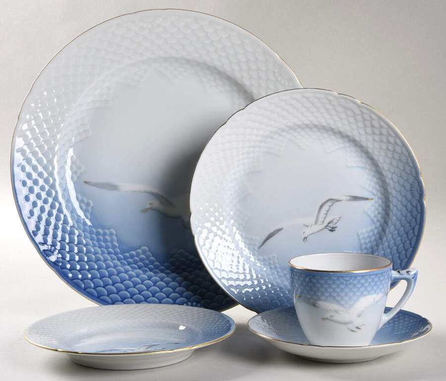 Seagull 40 Piece Estate Set by Bing & Grondahl-1
