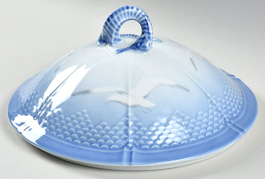 Seagull Lid for Tureen W/No Gold Trim by Bing & Grondahl-1
