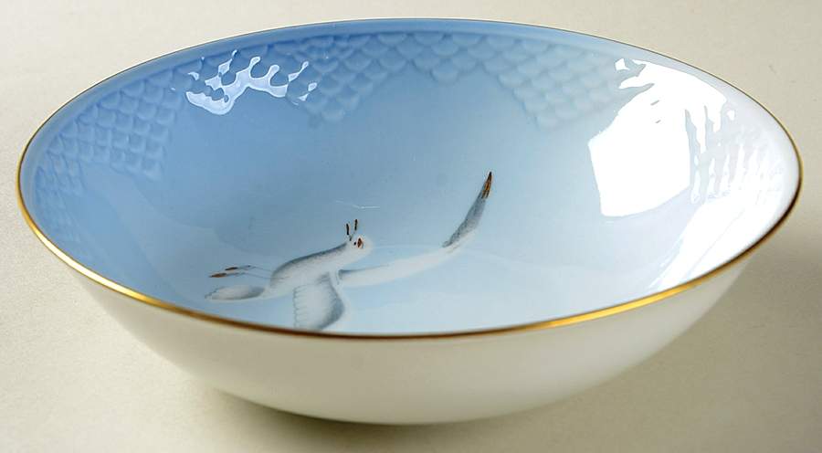 Seagull Coupe Cereal Bowl by Bing & Grondahl-1