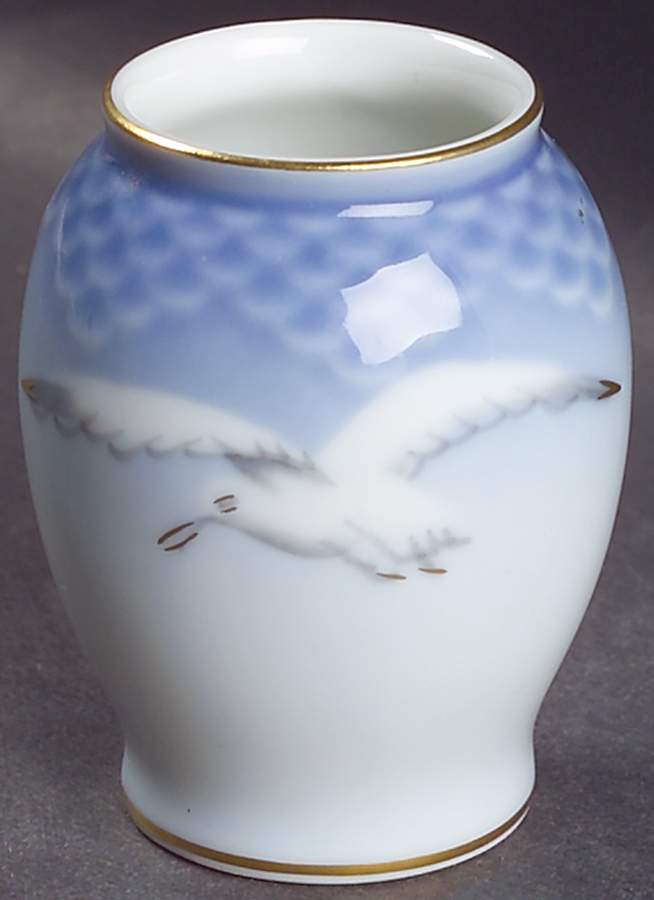 Seagull 2" Mini Bud Vase by Bing & Grondahl-1