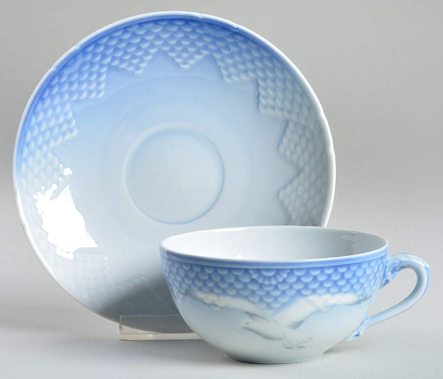 Seagull Flat Cup & Saucer Set No Gold Trim by Bing & Grondahl-1