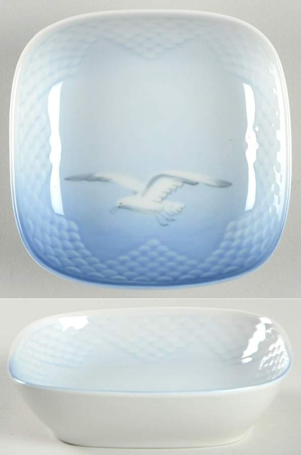 Seagull 4" Ashtray W/No Gold Trim by Bing & Grondahl-1