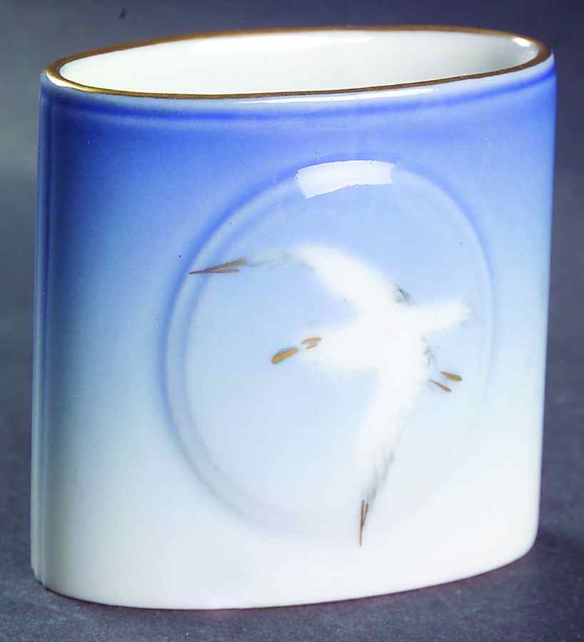 Seagull Cigarette Holder by Bing & Grondahl-1