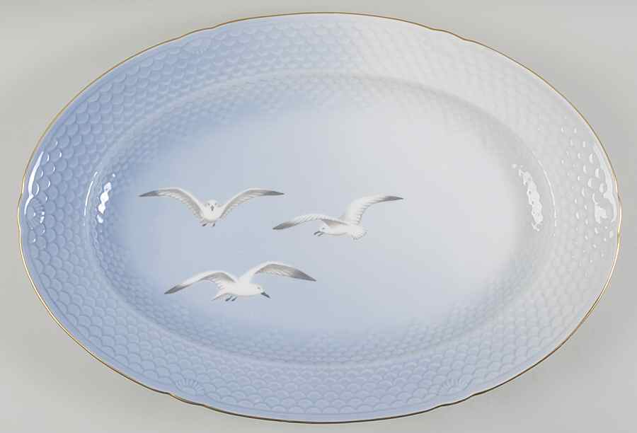 Seagull 20" Oval Serving Platter by Bing & Grondahl-1