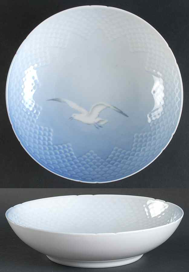 Seagull 8" Round Vegetable Bowl-No Gold by Bing & Grondahl-1