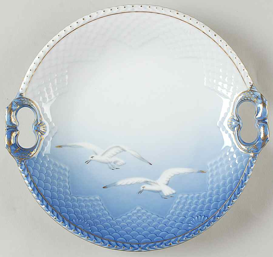 Seagull Handled Cake Plate by Bing & Grondahl-1