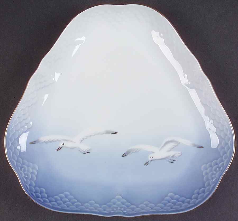 Seagull Cake Plate by Bing & Grondahl-1