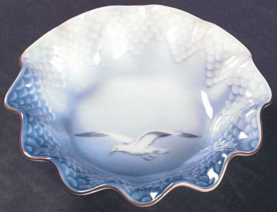 Seagull Nut Dish by Bing & Grondahl-1