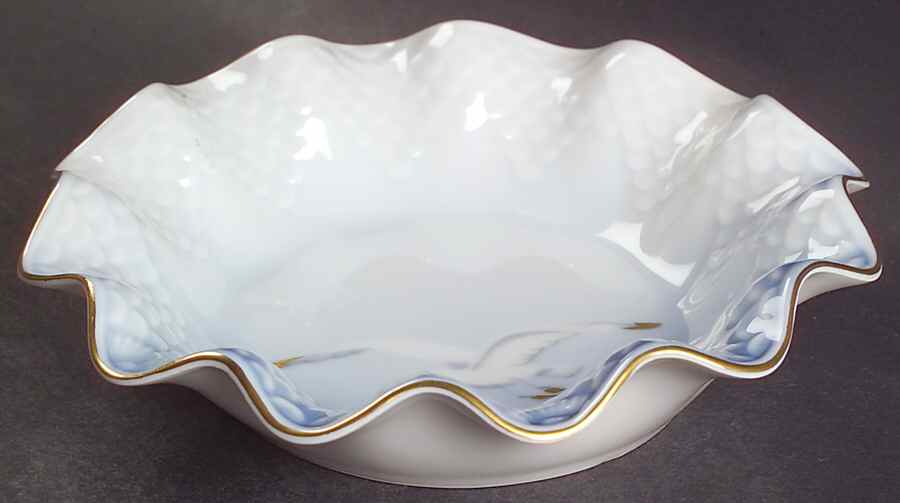 Seagull Small Round Fluted Bowl by Bing & Grondahl-1
