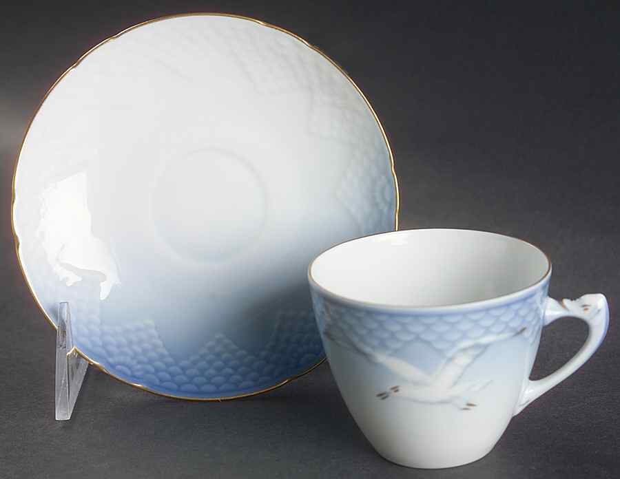 Seagull Flat Demitasse Cup & Saucer Set by Bing & Grondahl-1