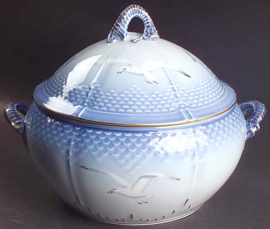 Seagull Tureen & Lid by Bing & Grondahl-1