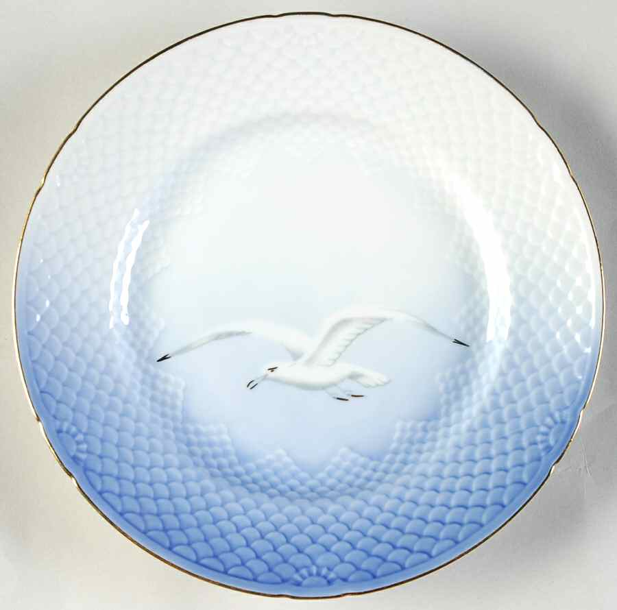 Seagull Luncheon Plate by Bing & Grondahl-1